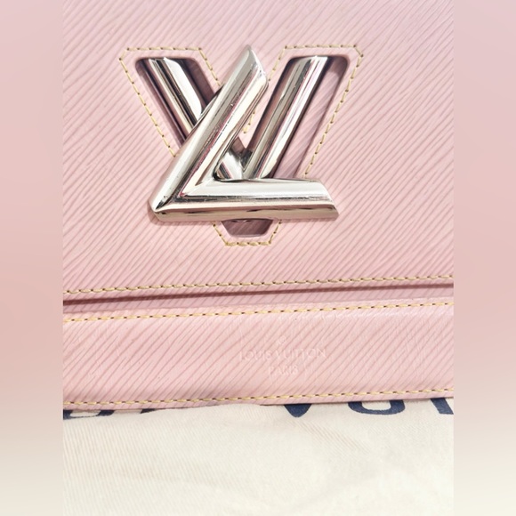 Louis Vuitton Twist Pink Epi MM Shoulder Bag - Picture 6 of 12